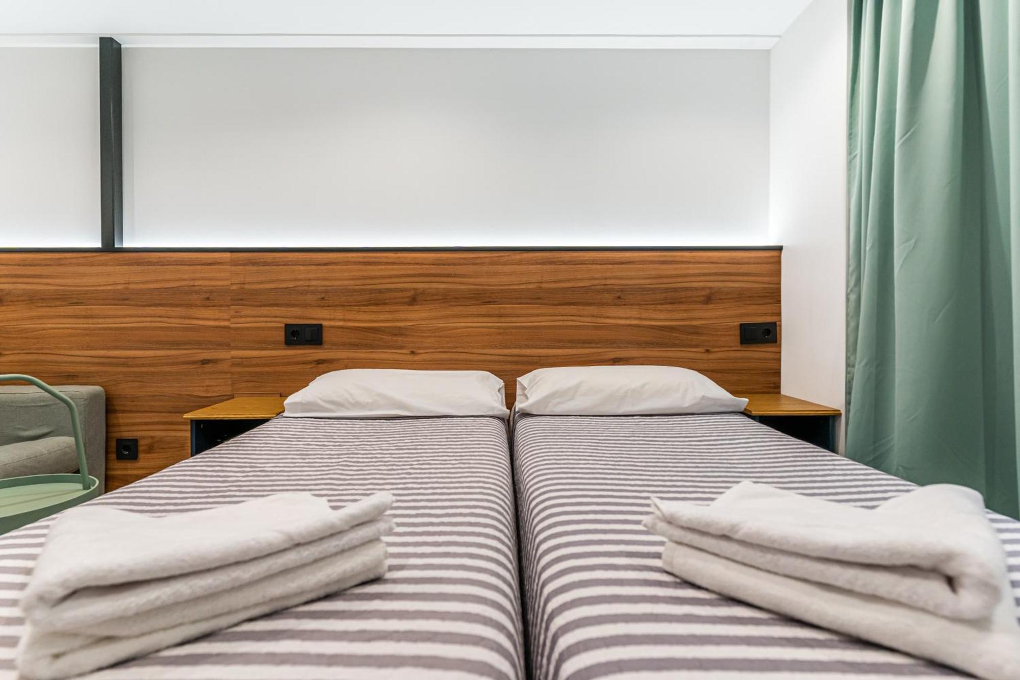 Cc Atocha Apartments Madryt Zewnętrze zdjęcie