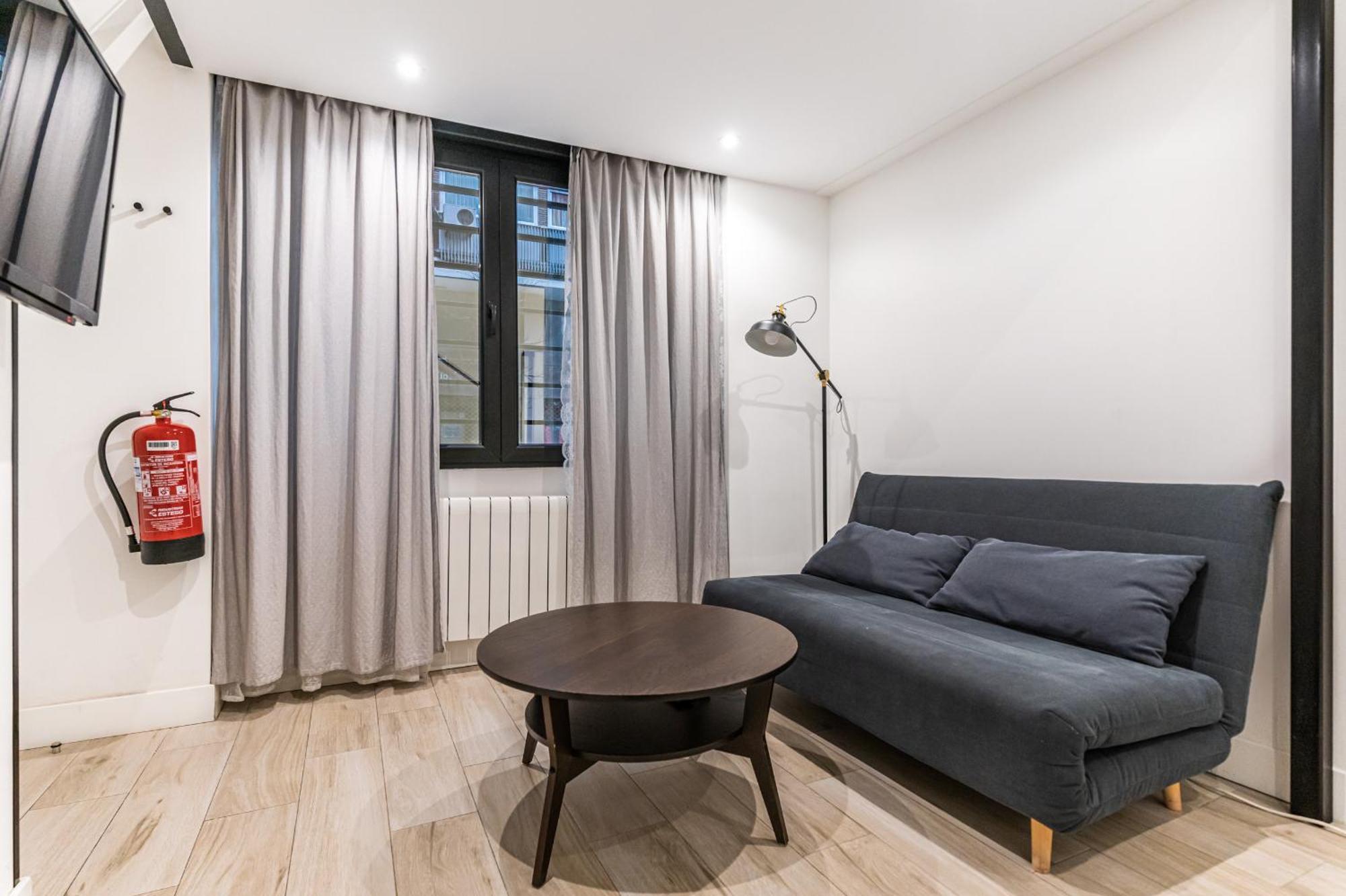 Cc Atocha Apartments Madryt Zewnętrze zdjęcie